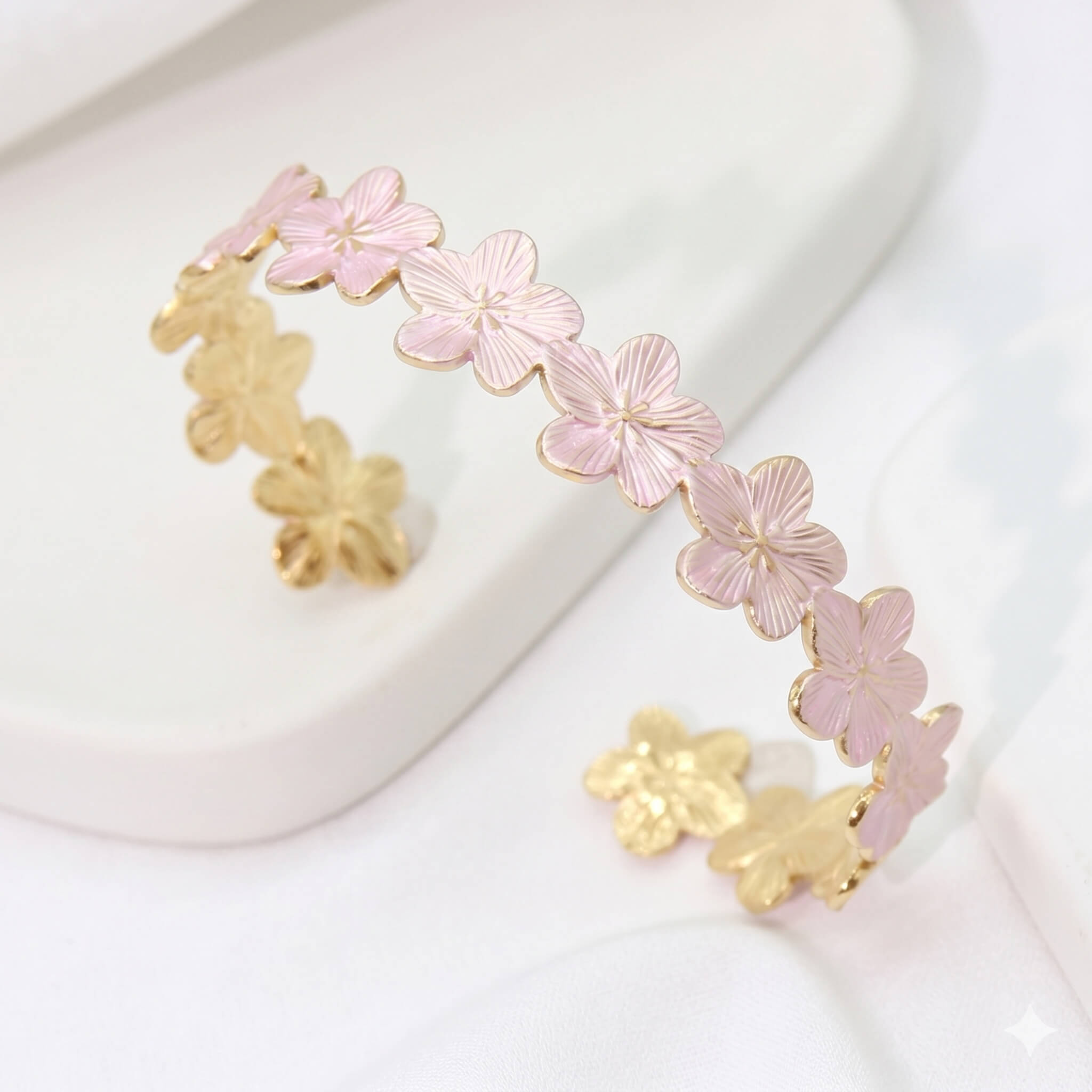 Rosa Bracelet By Olivia