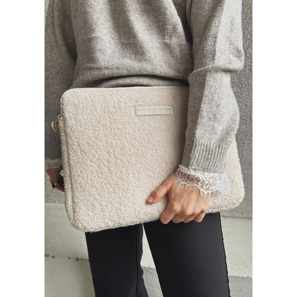 Moa Laptop Case By Olivia