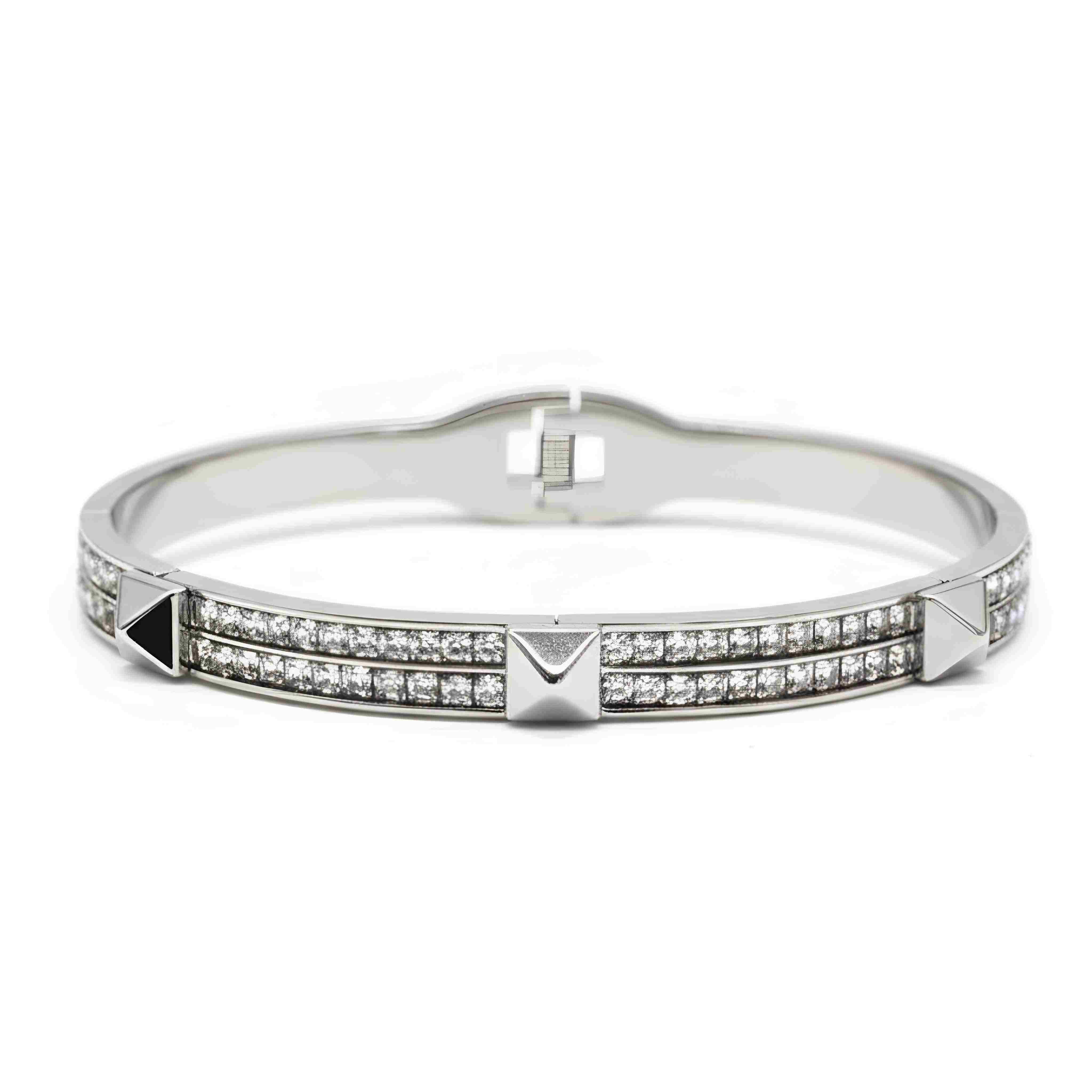 Lovisa bracelet By Olivia