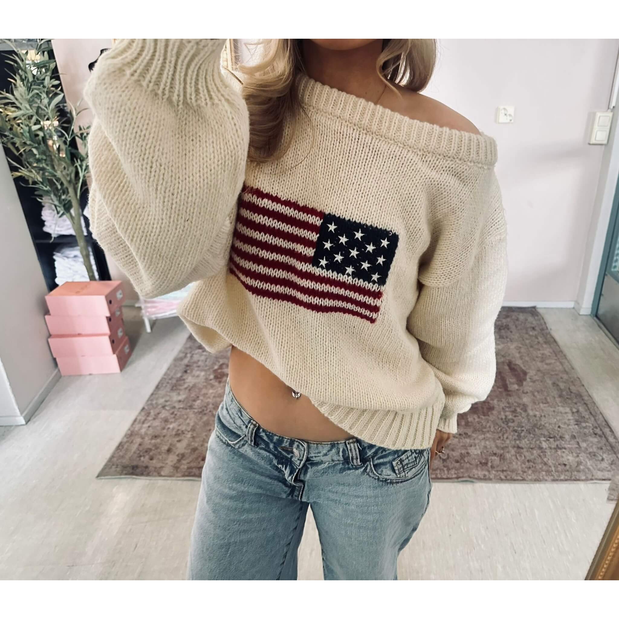 Usa sweater By Olivia