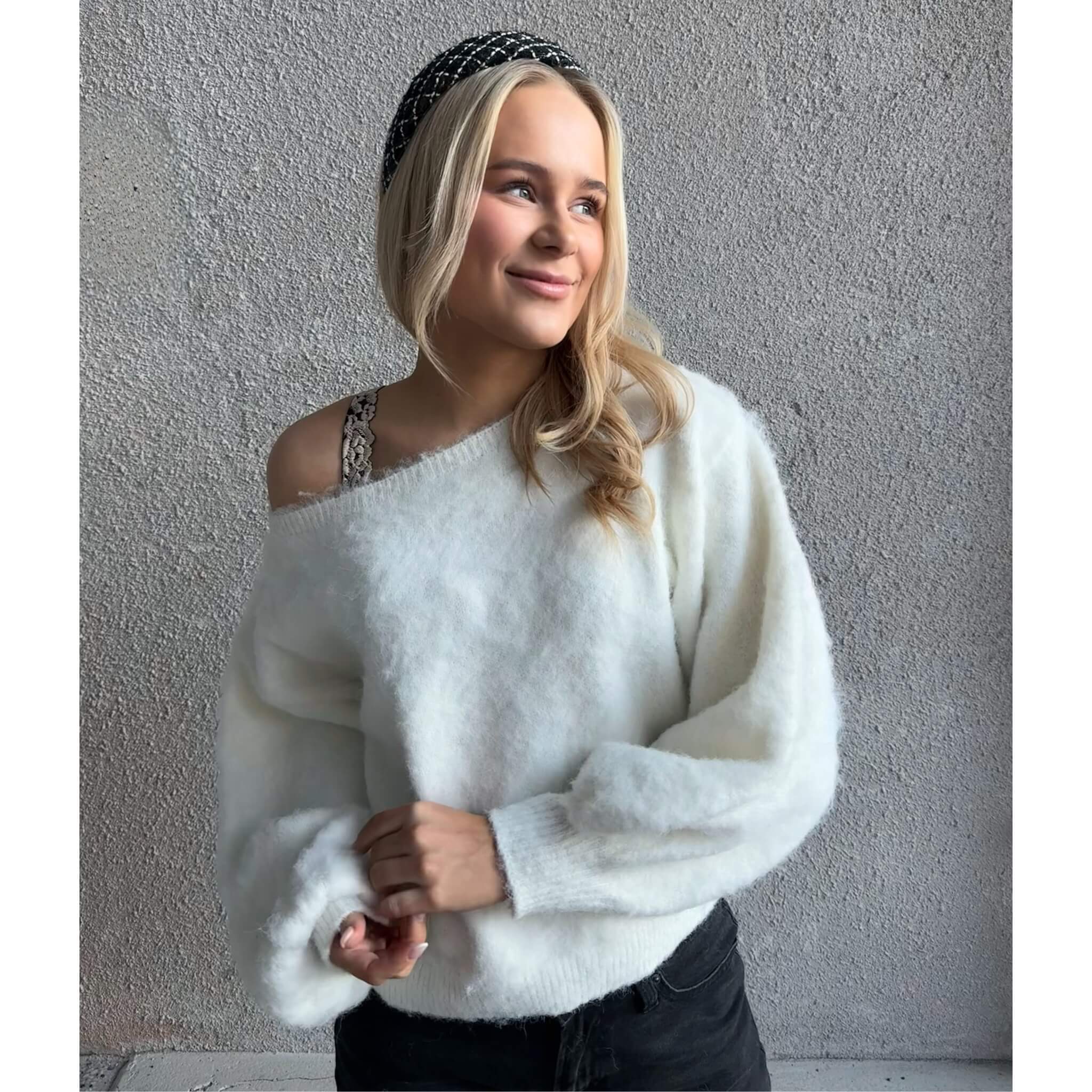 Sally sweater By Olivia