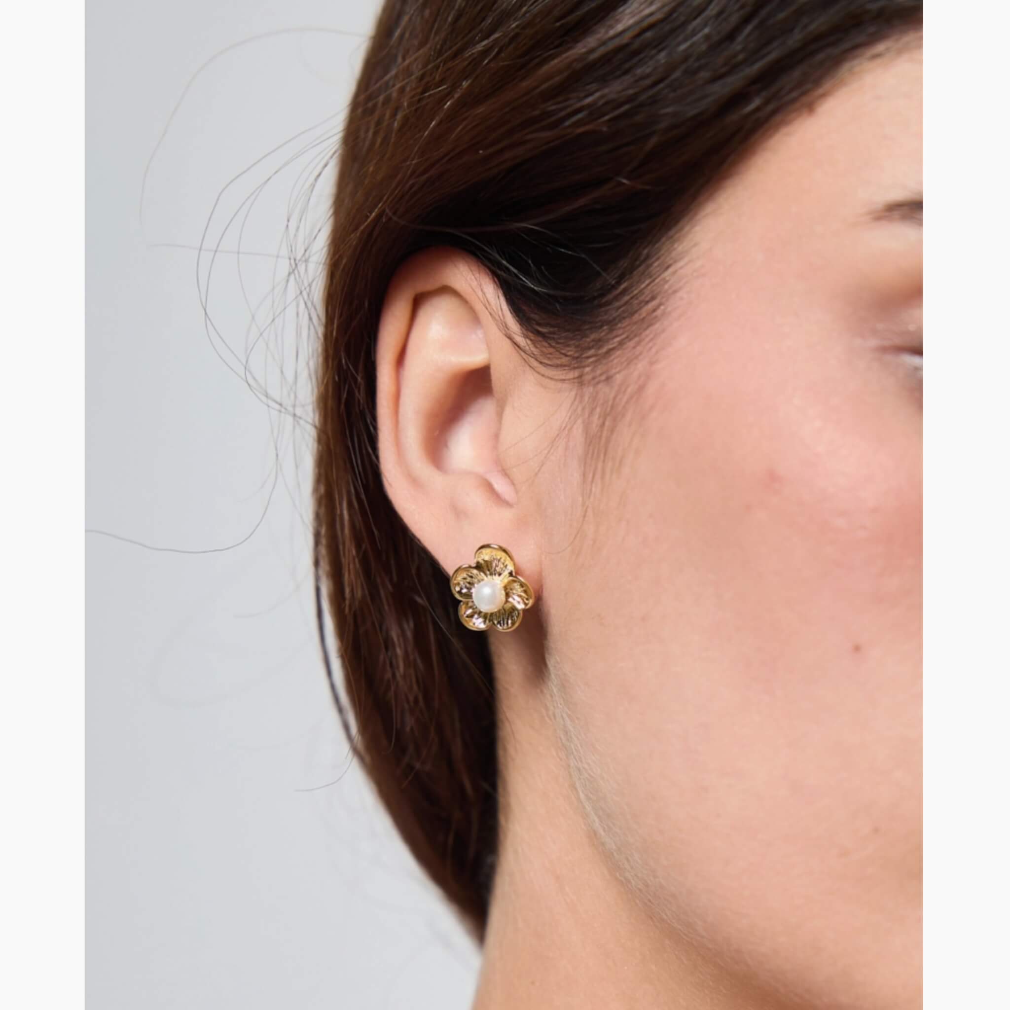 Viola Earrings By Olivia