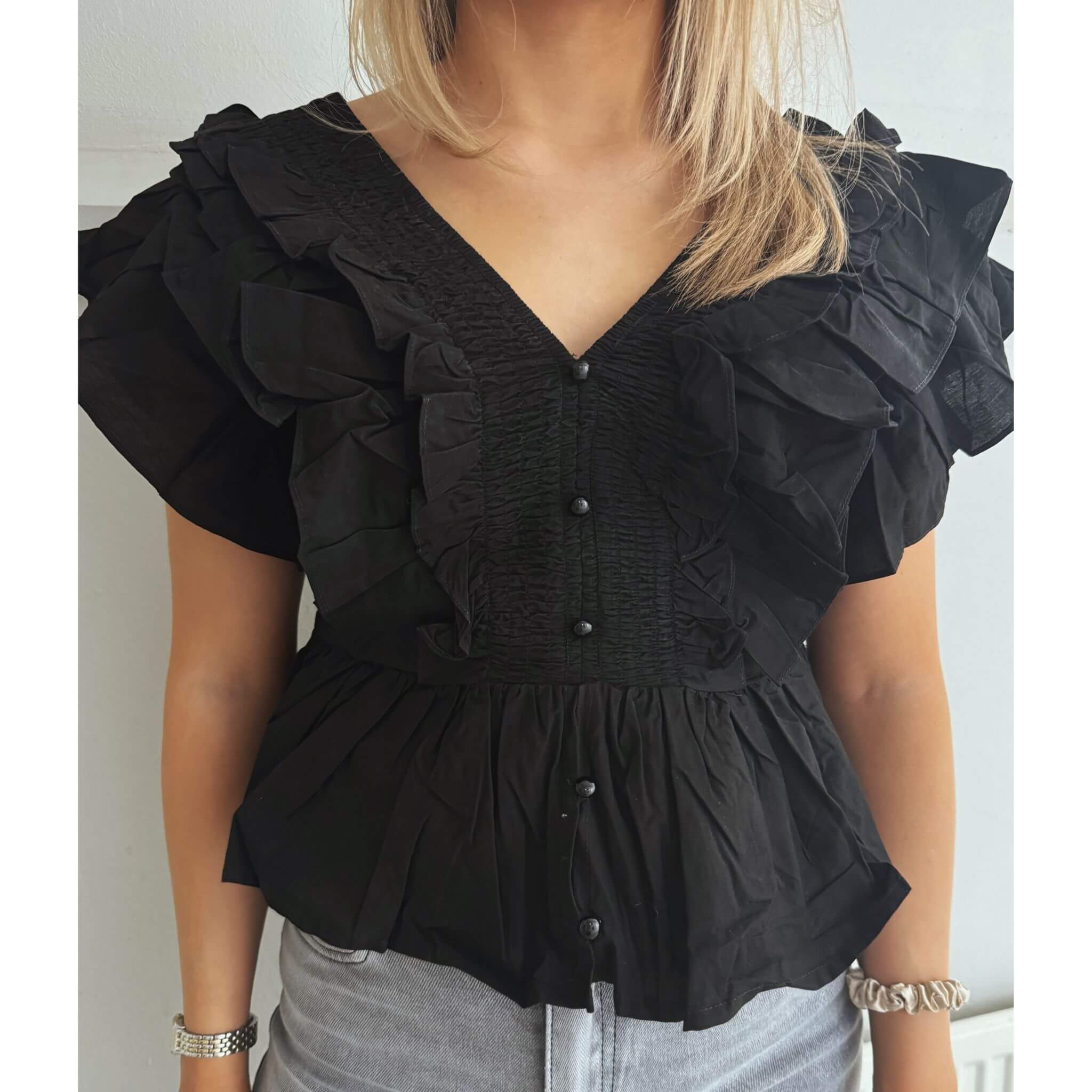 Felicia top By Olivia