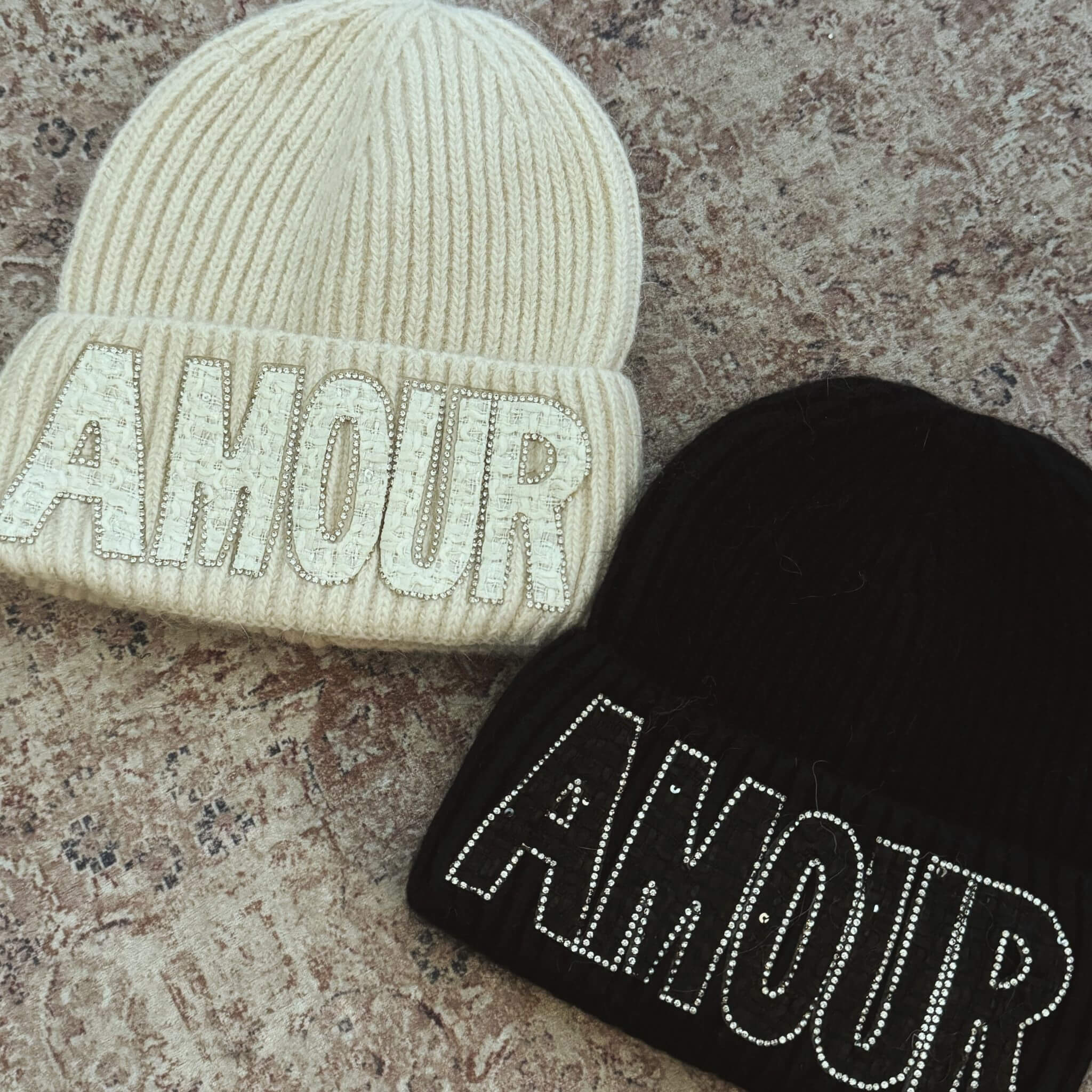 Amour beanie By Olivia
