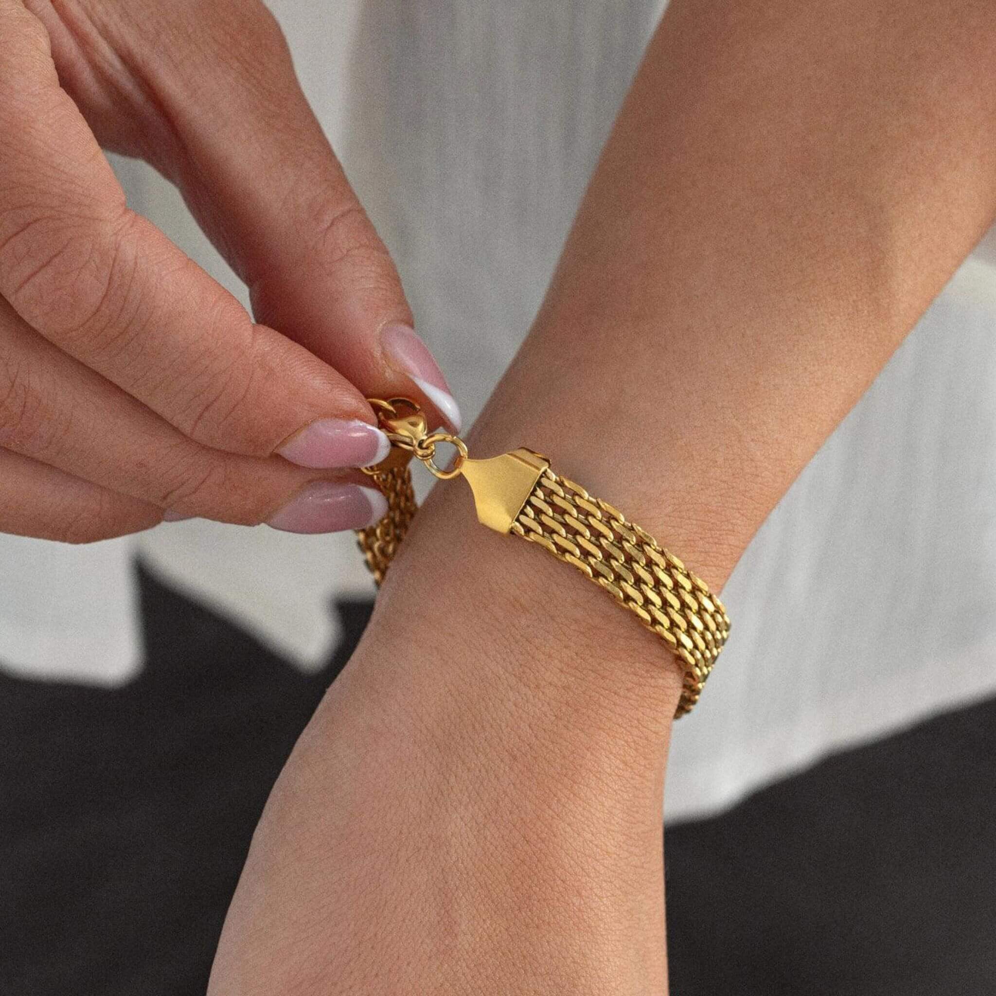 Hedvig Bracelet By Olivia