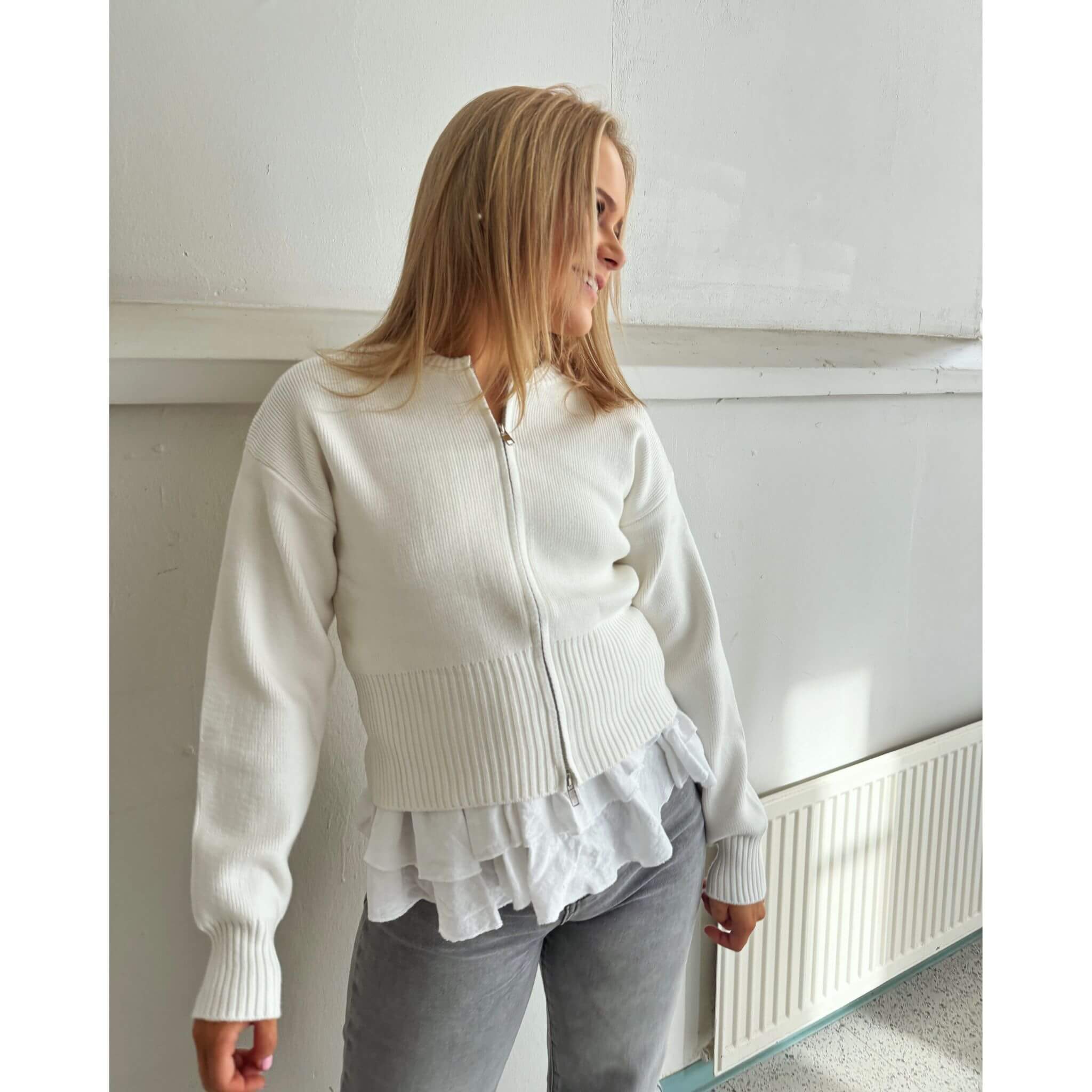 Leyla jacket By Olivia