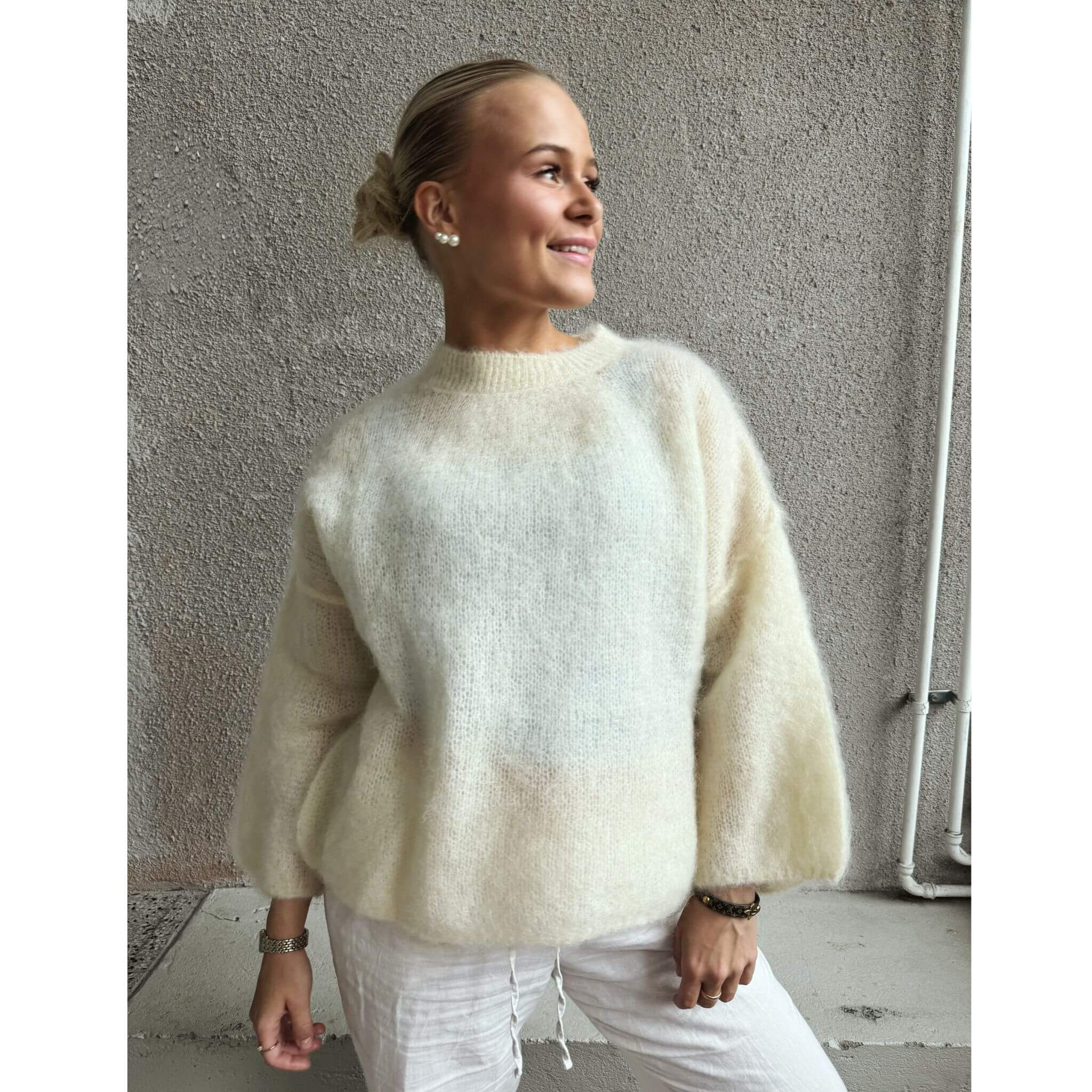 Mohair sewater By Olivia - White