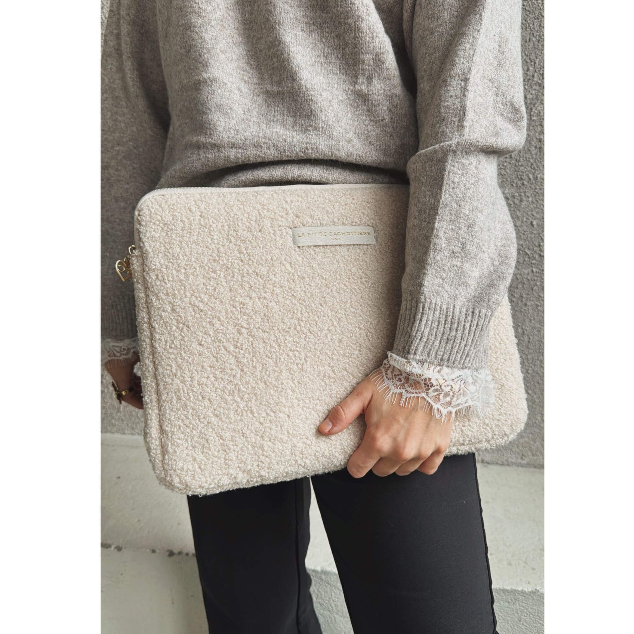 Moa laptop case - By Olivia