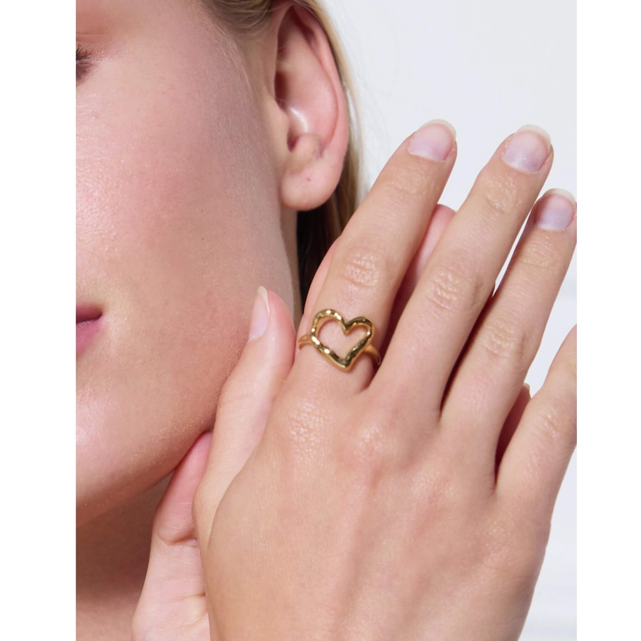 Heart Ring By Olivia