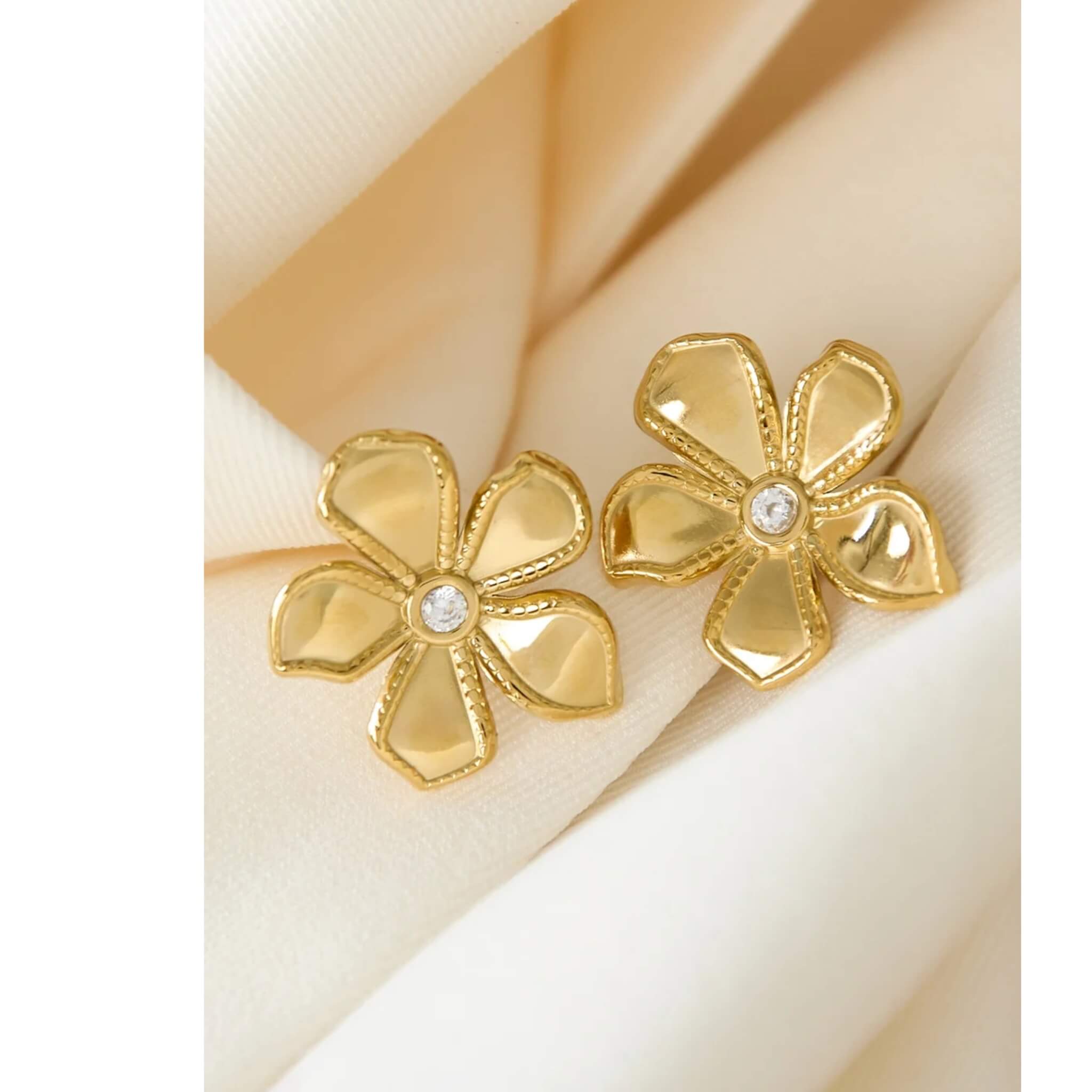 Jasmina Earrings By Olivia